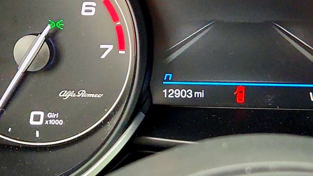 2023 Alfa Romeo Stelvio Veloce AWD w/ Active Assist Plus & Limited-Slip Differential - 23079264 - 15