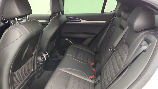 2023 Alfa Romeo Stelvio Veloce AWD w/ Active Assist Plus & Limited-Slip Differential - 23079264 - 20