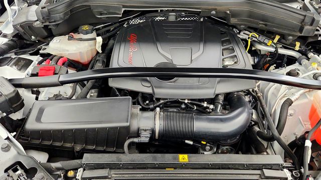 2023 Alfa Romeo Stelvio Veloce AWD w/ Active Assist Plus & Limited-Slip Differential - 23079264 - 26