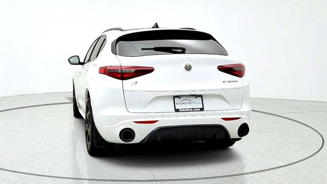 2023 Alfa Romeo Stelvio Veloce AWD w/ Active Assist Plus & Limited-Slip Differential - 23079264 - 5