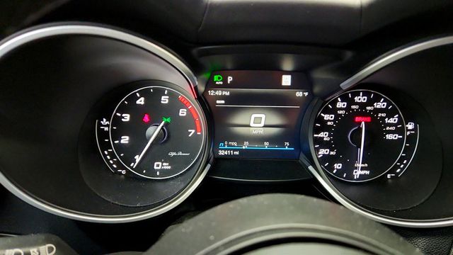 2023 Alfa Romeo Stelvio Veloce AWD w/ Premium Int. & Sound Pkg and Active Assist+ Pkg - 23026853 - 14