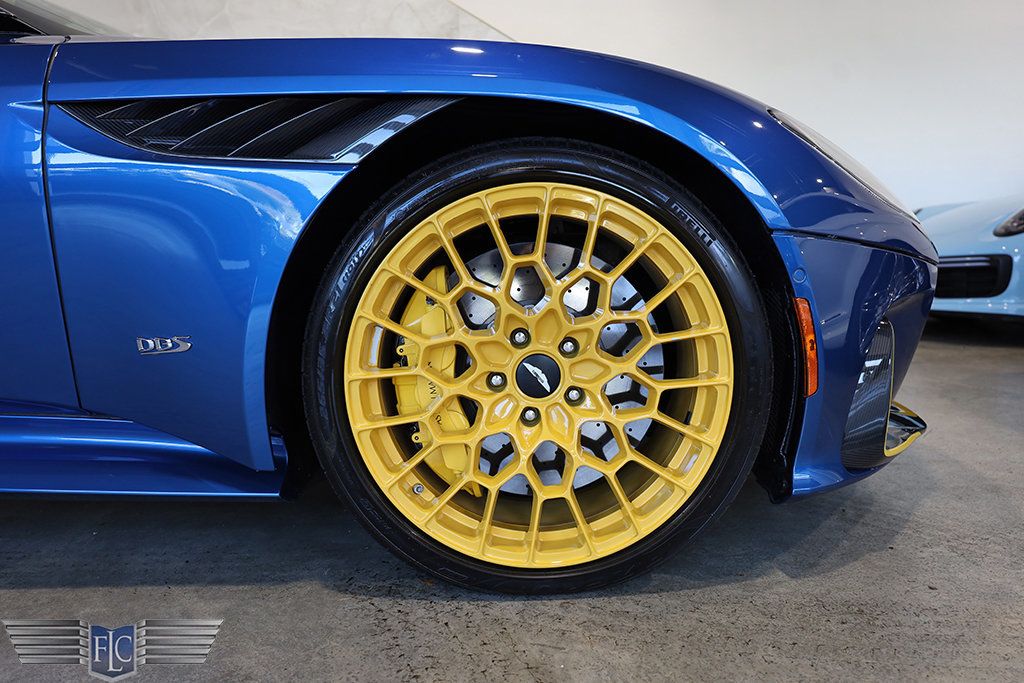 2023 Aston Martin DBS 2023.5 Volante 770 Ultimate - 22994688 - 45