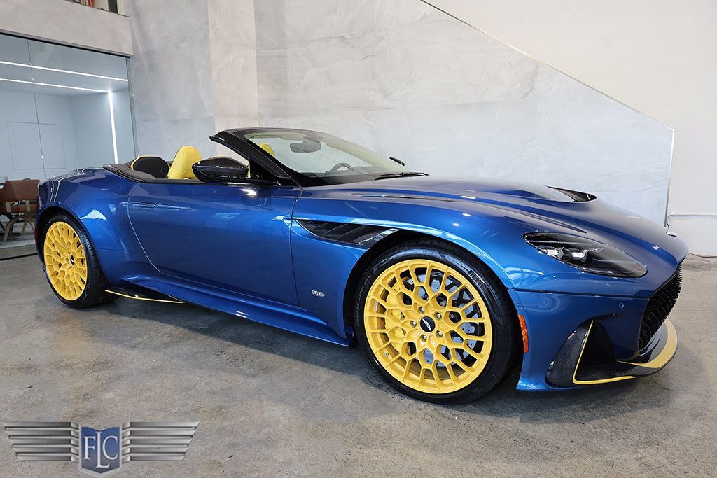 2023 Aston Martin DBS 2023.5 Volante 770 Ultimate - 23032495 | Video 1