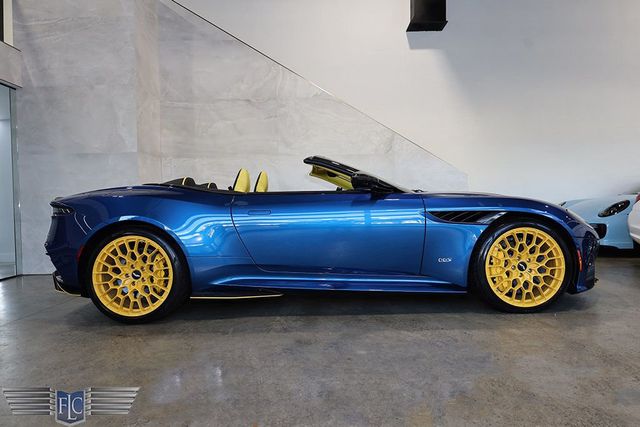 2023 Aston Martin DBS 2023.5 Volante 770 Ultimate - 23032495 - 13