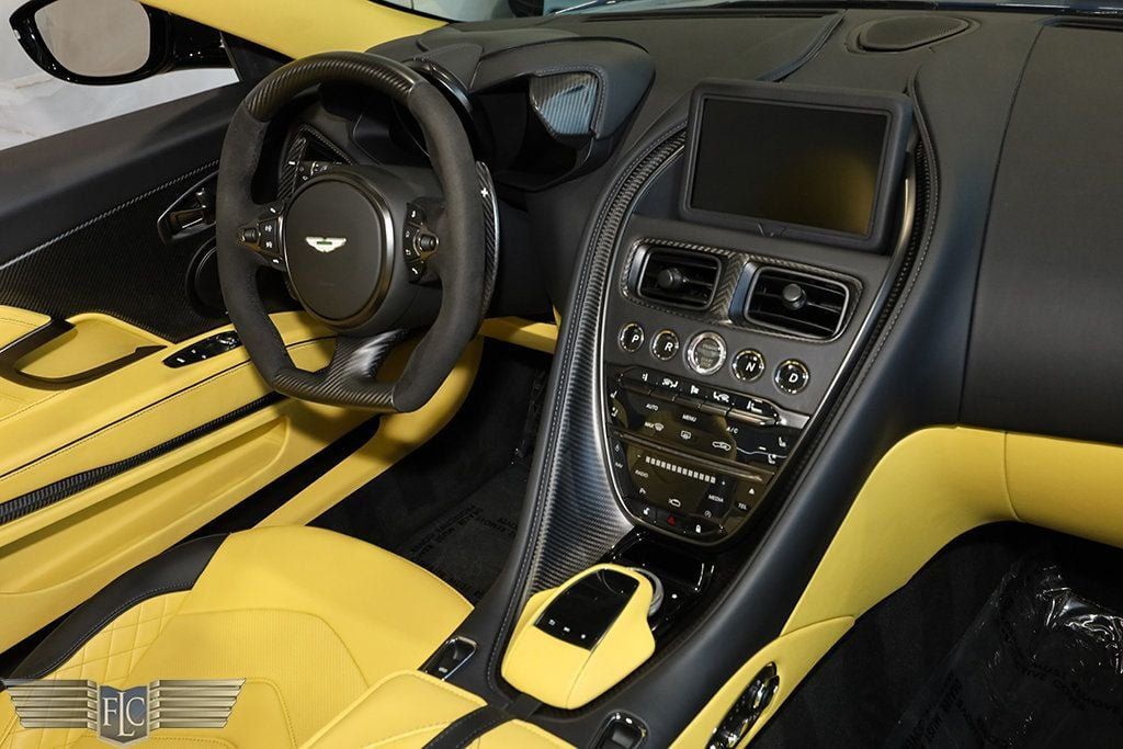 2023 Aston Martin DBS 2023.5 Volante 770 Ultimate - 23032495 - 30