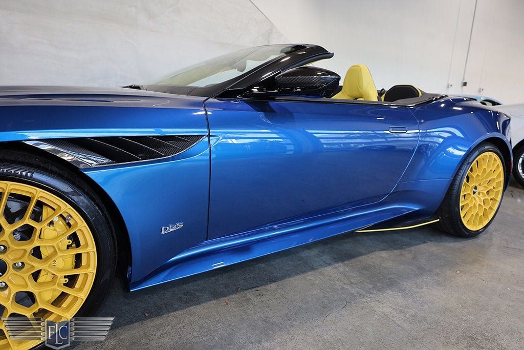2023 Aston Martin DBS 2023.5 Volante 770 Ultimate - 23032495 - 8