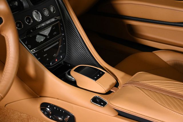 2023 Aston Martin DBS Base - 22943347 - 13