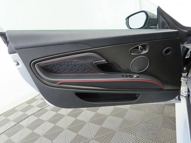 2023 Aston Martin DBS Coupe - 22958468 - 22