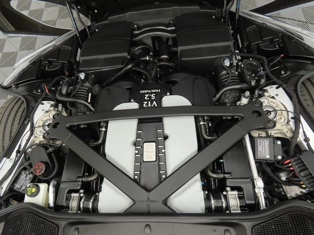 2023 Aston Martin DBS Coupe - 22958468 - 25