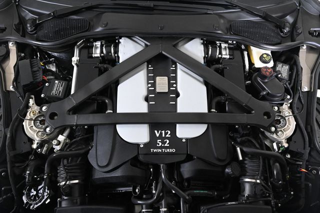 2023 Aston Martin DBS Ultimate - 22943347 - 28