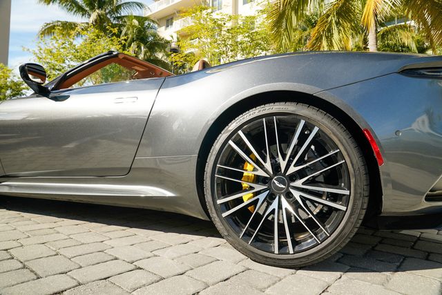2023 Aston Martin DBS Volante - 22957582 - 16