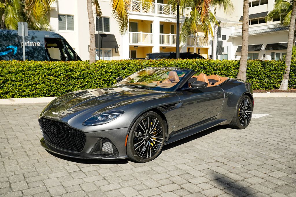 2023 Aston Martin DBS Volante - 22957582 - 1