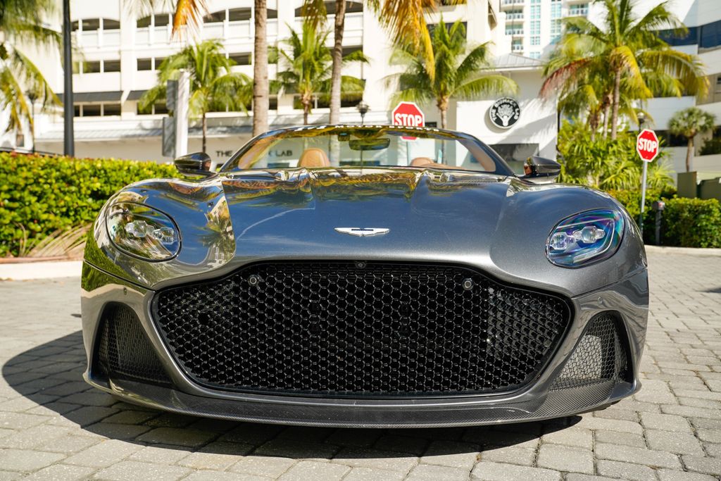 2023 Aston Martin DBS Volante - 22957582 - 6