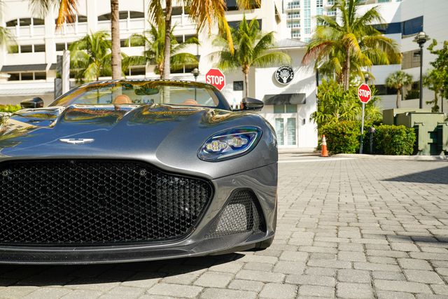 2023 Aston Martin DBS Volante - 22957582 - 7