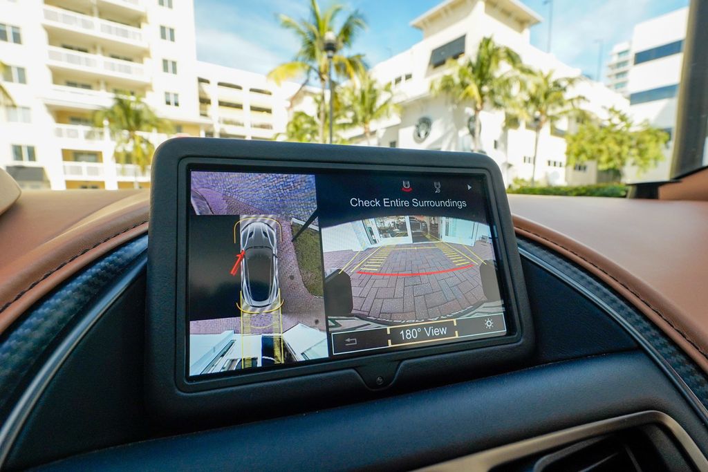 2023 Aston Martin DBS Volante - 22957582 - 82