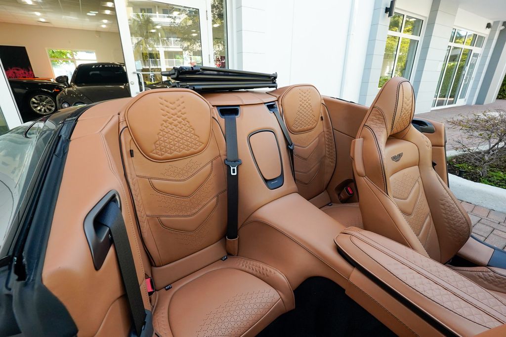 2023 Aston Martin DBS Volante - 22957582 - 95