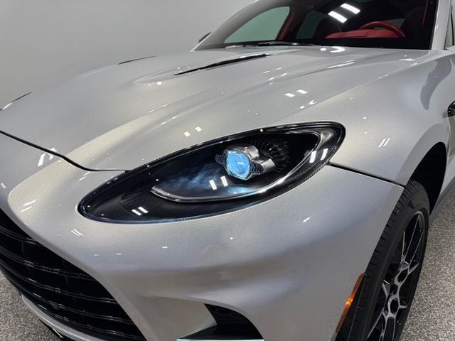 2023 Aston Martin DBX 707