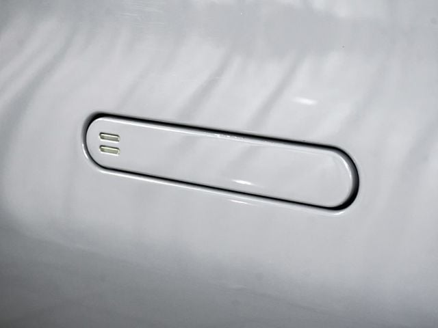 2023 Aston Martin DBX Base - 23004403 - 10