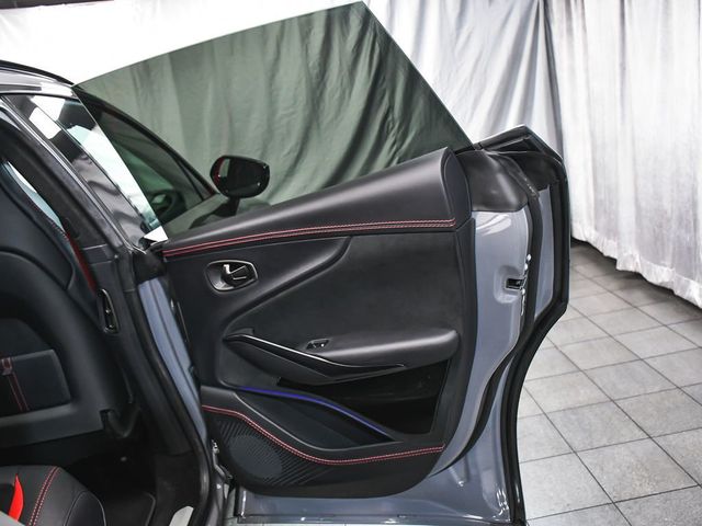 2023 Aston Martin DBX Base - 23004403 - 12