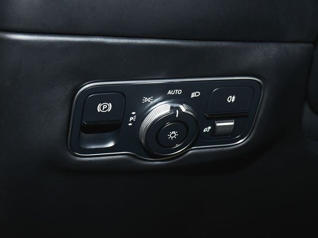 2023 Aston Martin DBX Base - 23004403 - 18