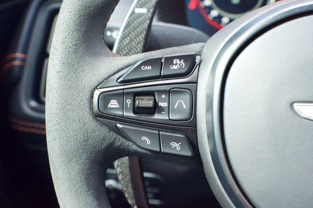 2023 Aston Martin DBX Local Trade/AWD/Heated&Cooled Seats/Carbon Fiber Trim Pkg/NAV - 23019090 - 24