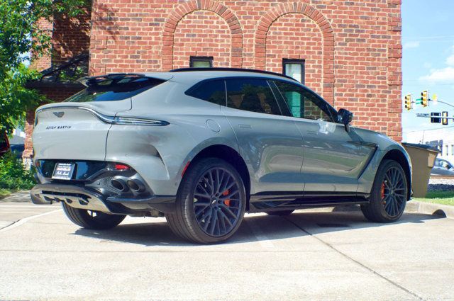 2023 Aston Martin DBX Local Trade/AWD/Heated&Cooled Seats/Carbon Fiber Trim Pkg/NAV - 23019090 - 4