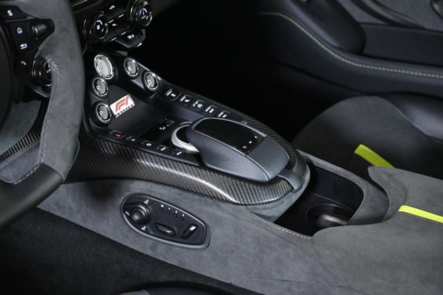 2023 Aston Martin Vantage  - 22974998 - 18