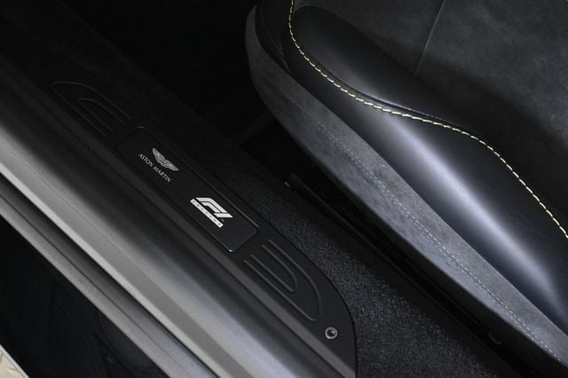 2023 Aston Martin Vantage  - 22974998 - 24