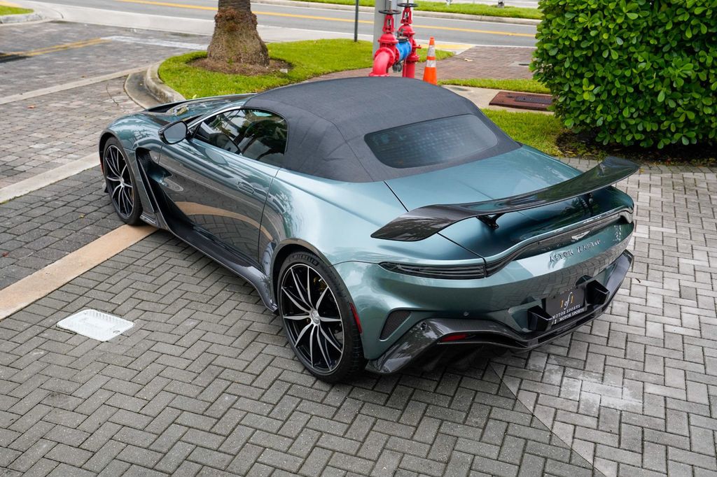 2023 Aston Martin Vantage V12 Roadster - 22938048 - 20