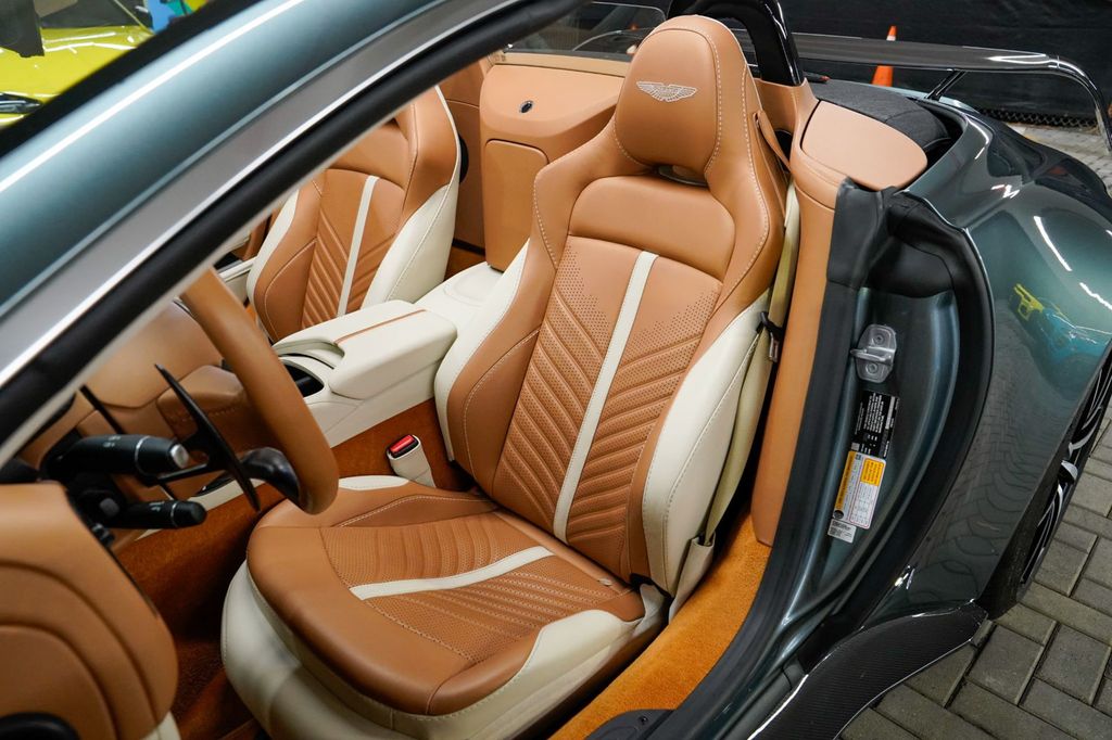 2023 Aston Martin Vantage V12 Roadster - 22938048 - 64