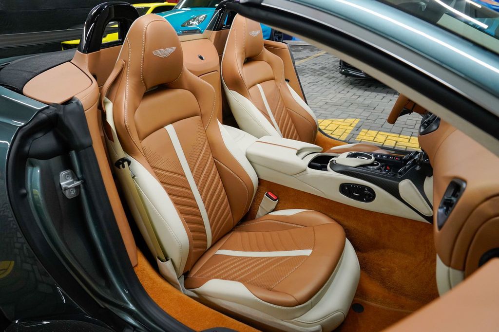 2023 Aston Martin Vantage V12 Roadster - 22938048 - 82