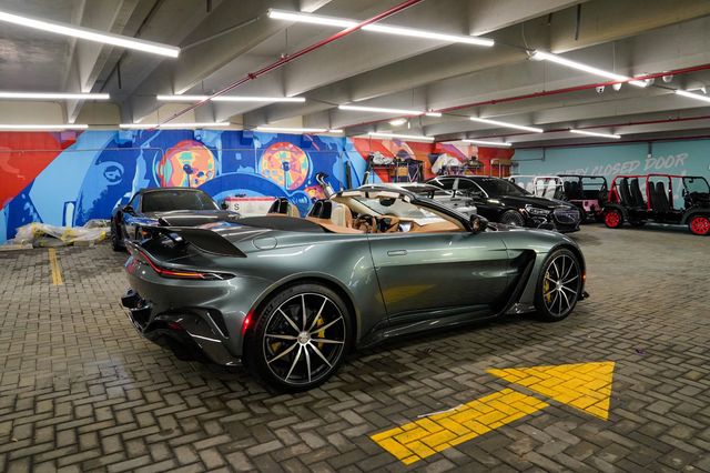 2023 Aston Martin Vantage V12 Roadster - 22938048 - 93