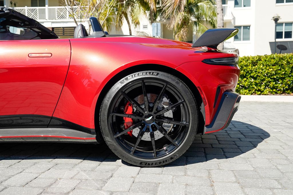 2023 Aston Martin Vantage V12 Roadster - 22988419 - 15