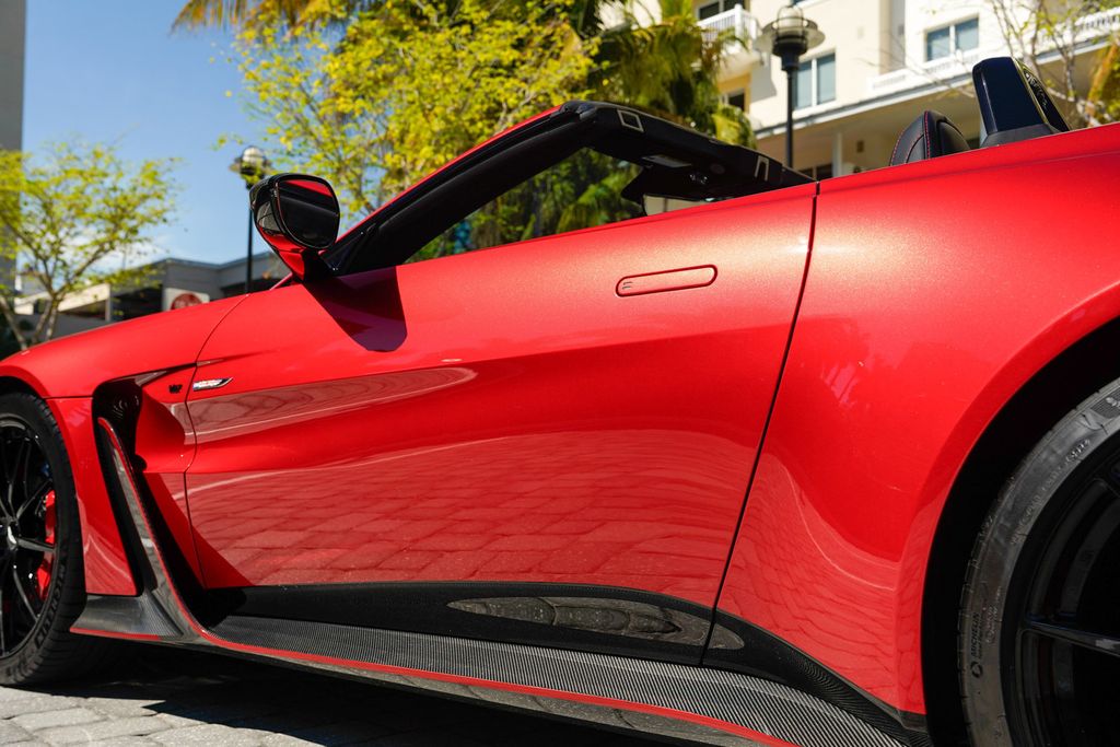 2023 Aston Martin Vantage V12 Roadster - 22988419 - 18
