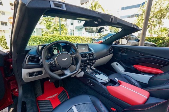 2023 Aston Martin Vantage V12 Roadster - 22988419 - 2