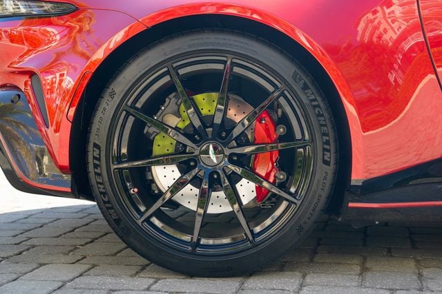 2023 Aston Martin Vantage V12 Roadster - 22988419 - 31