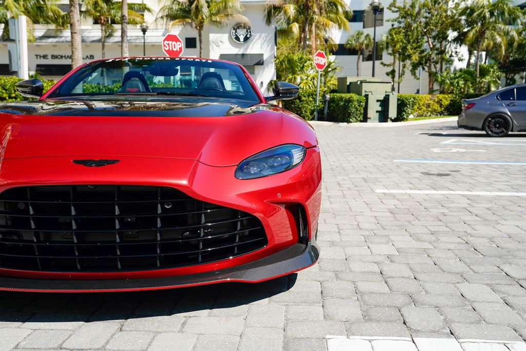2023 Aston Martin Vantage V12 Roadster - 22988419 - 7