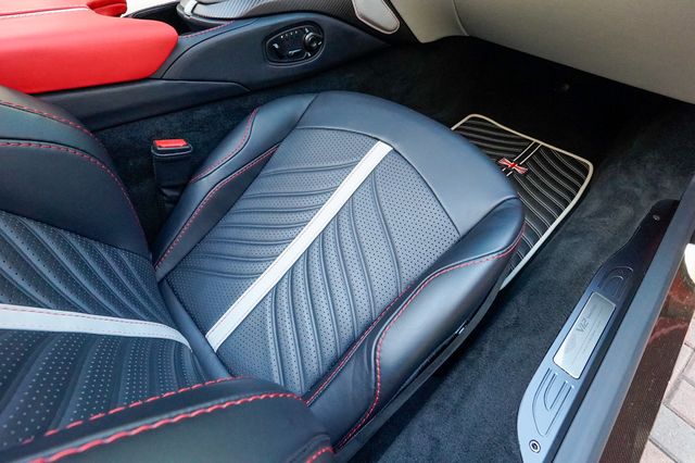 2023 Aston Martin Vantage V12 Roadster - 22988419 - 92