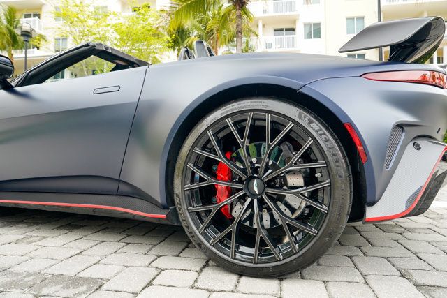 2023 Aston Martin Vantage V12 Roadster - 22999094 - 17