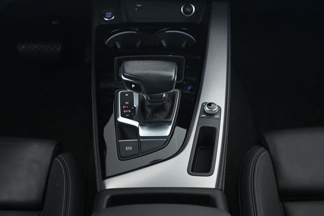 2023 Audi A4 45 S line Premium Plus - 22934744 - 13