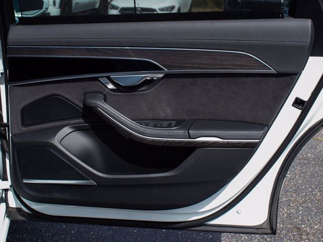 2023 Audi A8 L 55 - 23093761 - 11
