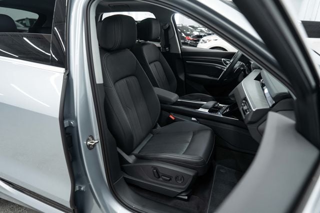 2023 Audi e-tron Premium Plus quattro - 22355184 - 10