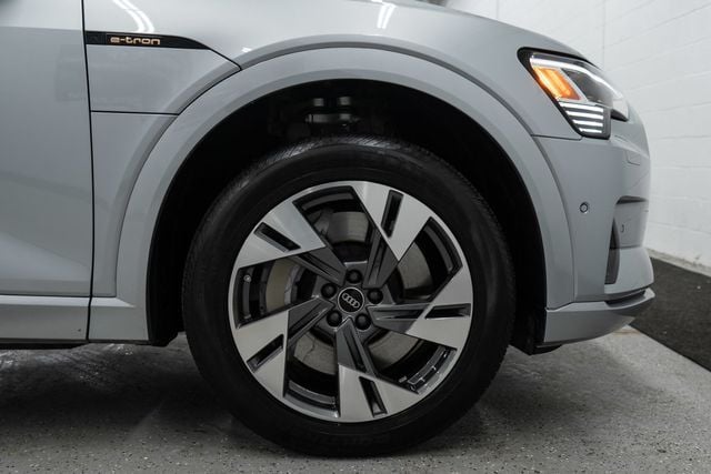 2023 Audi e-tron Premium Plus quattro - 22355184 - 45