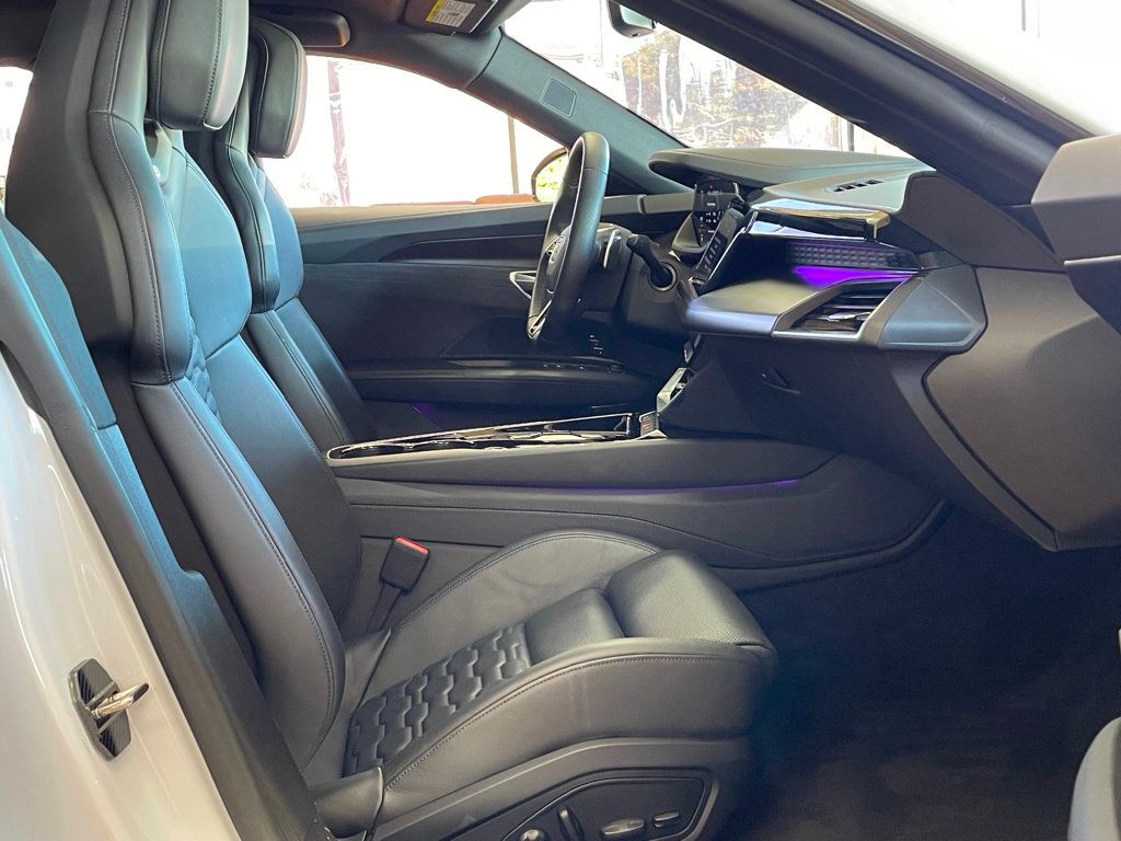 2023 Audi e-tron GT Premium Plus quattro - 22929519 - 23