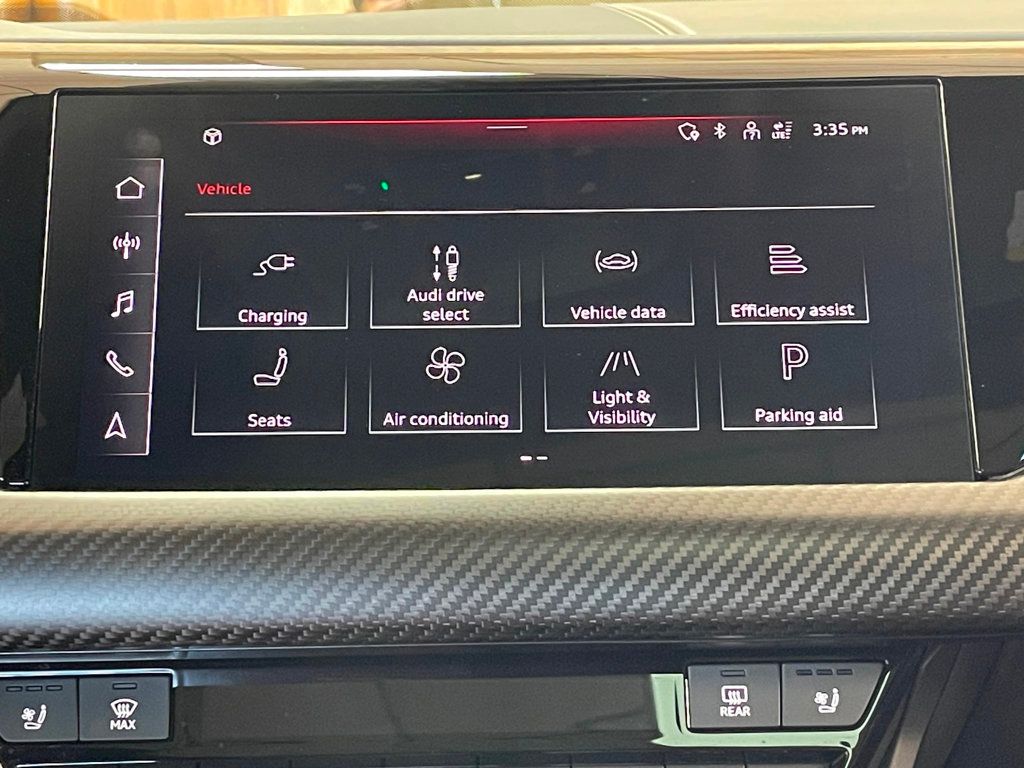 2023 Audi e-tron GT Premium Plus quattro - 22929519 - 33