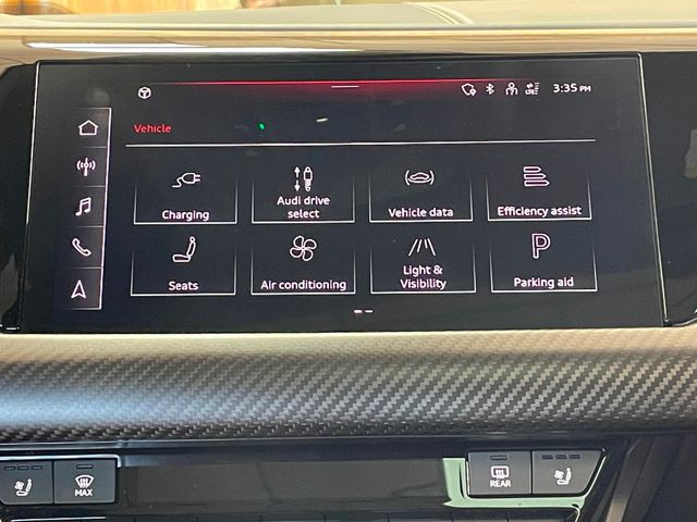 2023 Audi e-tron GT Premium Plus quattro - 22929519 - 33