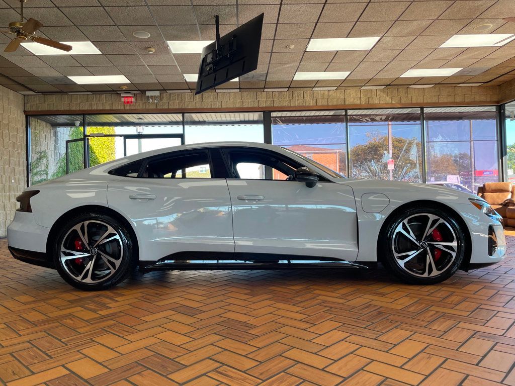 2023 Audi e-tron GT Premium Plus quattro - 22929519 - 7