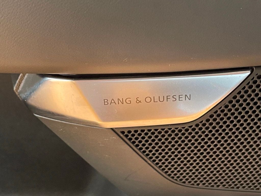 2023 Audi e-tron GT Premium Plus quattro - 22950405 - 19