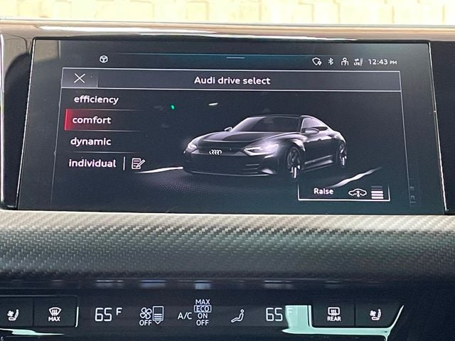 2023 Audi e-tron GT Premium Plus quattro - 22950405 - 34