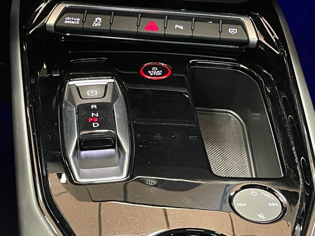 2023 Audi e-tron GT Premium Plus quattro - 22950405 - 36